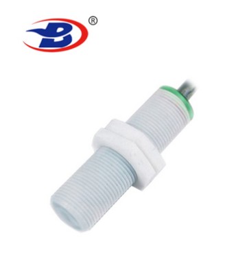 耐腐蚀接近开关M18*50